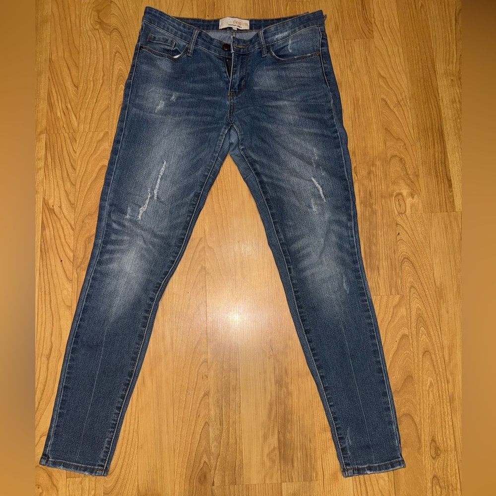 Cafe Denim Distressed Mid Rise Jeans Size 7/8